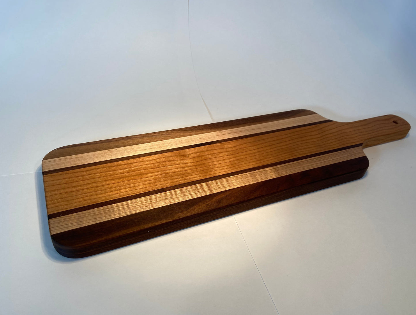 Classic Breadboard - Medium