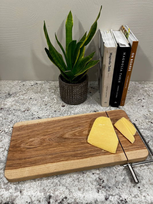 Light Cheese Cutting Board - Medium