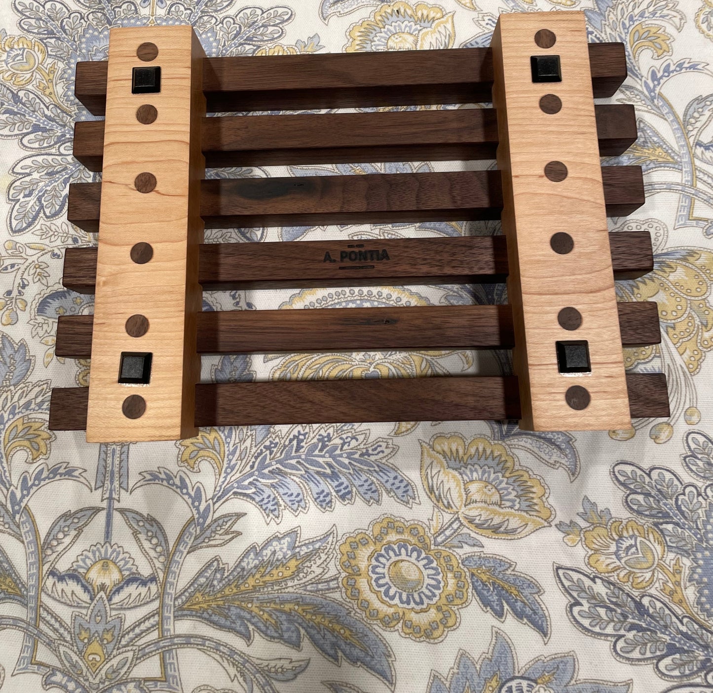 Medium Walnut Trivet